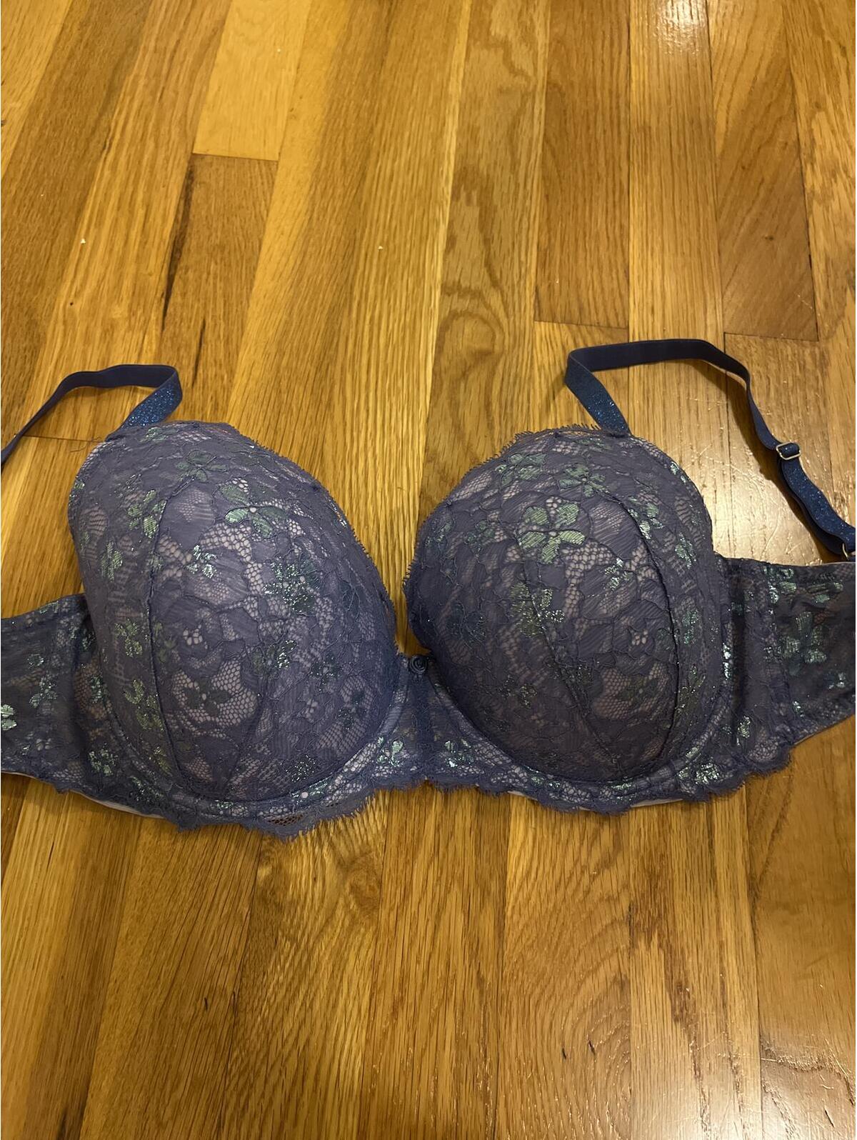 Victoria’s Secret Dream Angels Lined Demi Underwire Lace Bra Size 36ddd Purple